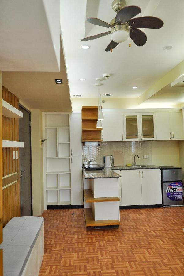 Topaz 1 Bedroom Suite Orochi Staycation Ph At Centrio Towers Cagayan de Oro Exterior photo
