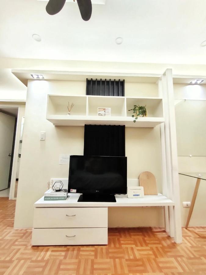 Topaz 1 Bedroom Suite Orochi Staycation Ph At Centrio Towers Cagayan de Oro Exterior photo